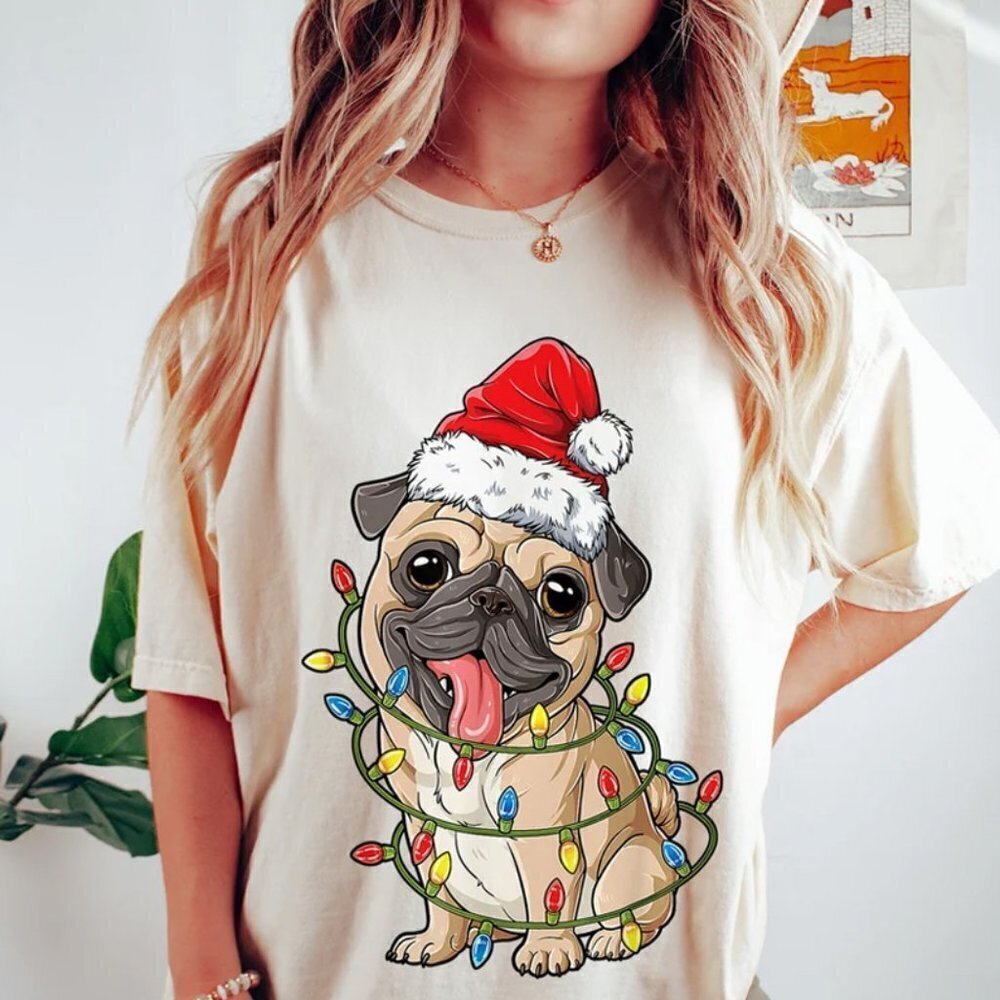Christmas Pug Tshirt Pug Mom Shirt Dog Lover Christmas Tees - Picture 1 of 4